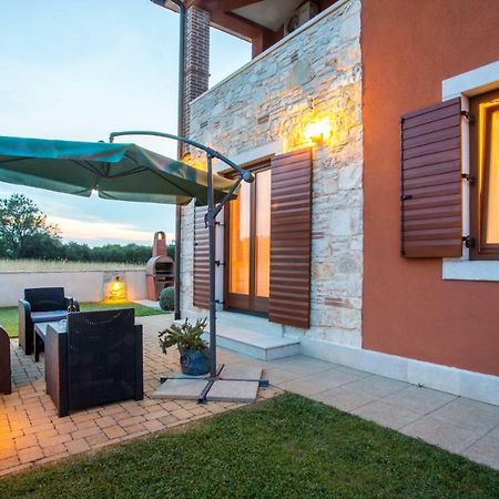 Apartman Irena Pula Bagian luar foto